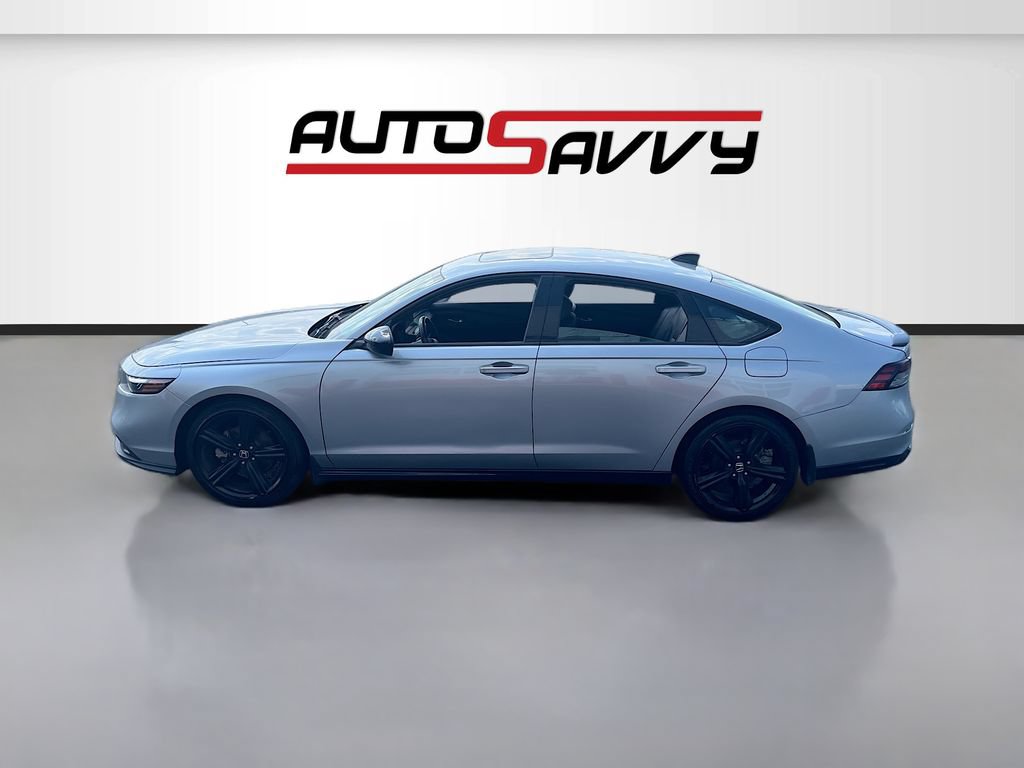 Used 2023 Honda Accord Sport image 4