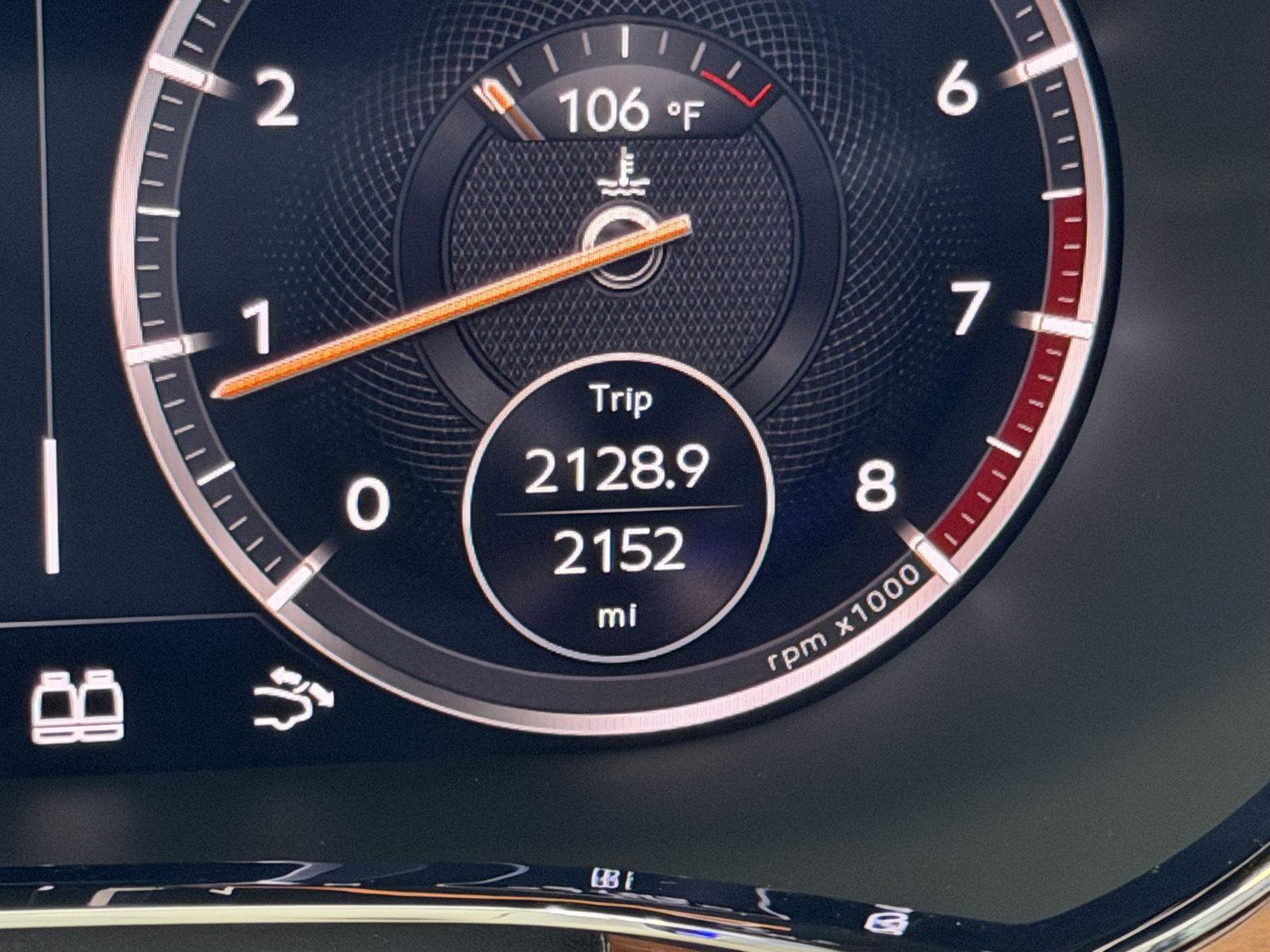 Used 2023 Bentley Continental GT Azure image 21