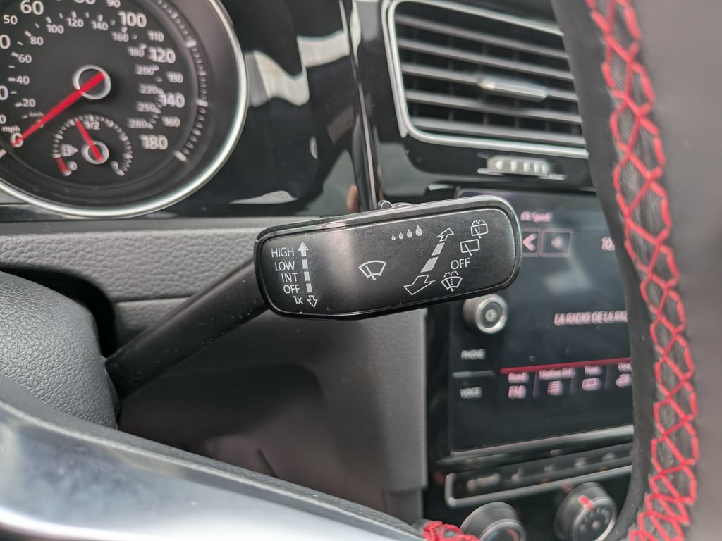 Used 2018 Volkswagen GTI SE w/ SE Leather Package FWD image 30