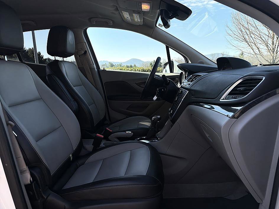 Used 2015 Buick Encore Leather image 20