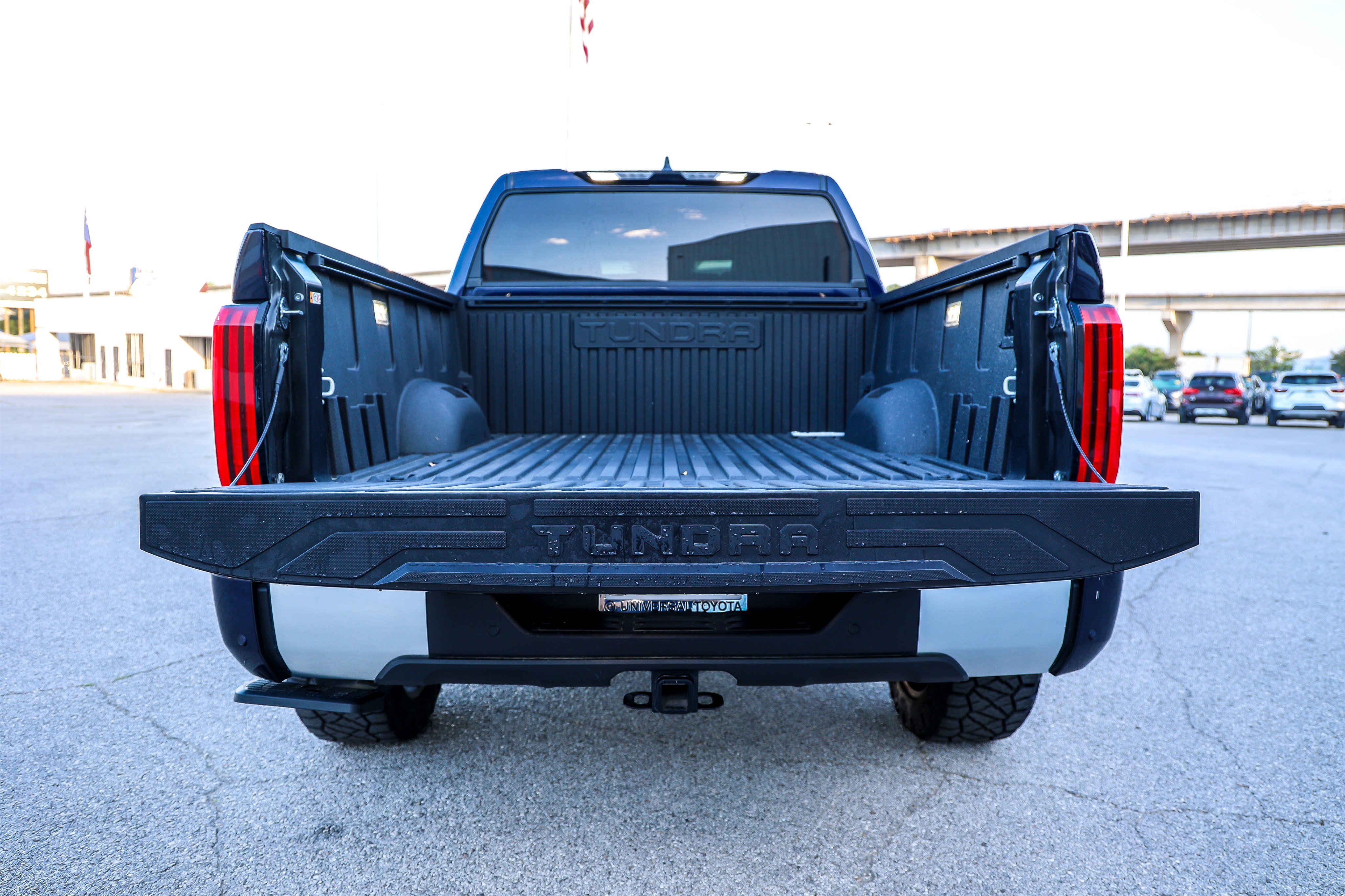 Used 2026 Toyota Tundra Limited w/ Power Package AWD/4WD image 13