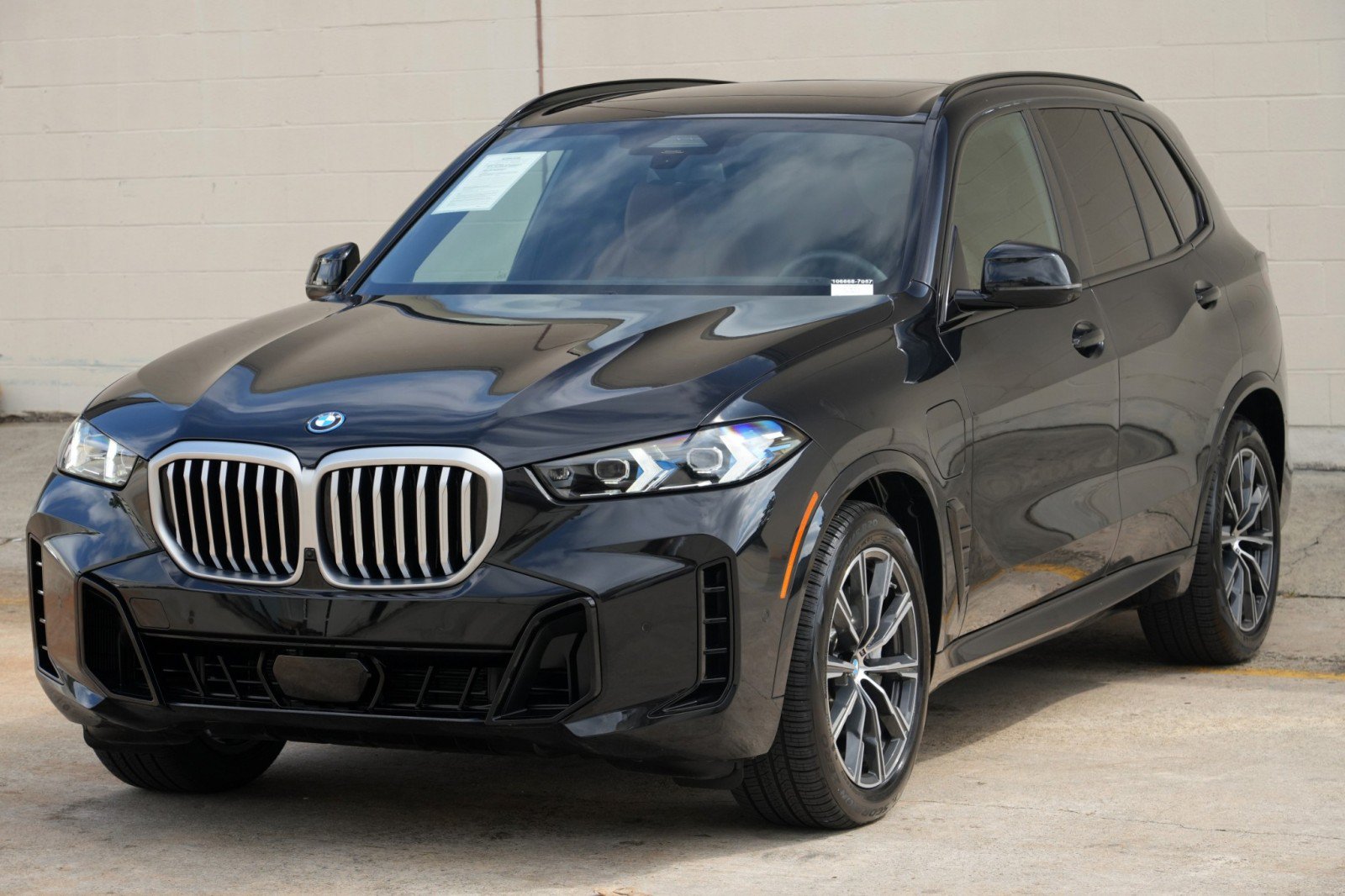 Used 2026 BMW X5 xDrive50e w/ Executive Package AWD/4WD image 54