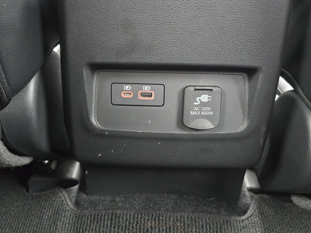 Used 2022 Nissan Frontier PRO-4X AWD/4WD image 16