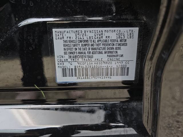 Used 2025 Nissan Sentra SV FWD image 31