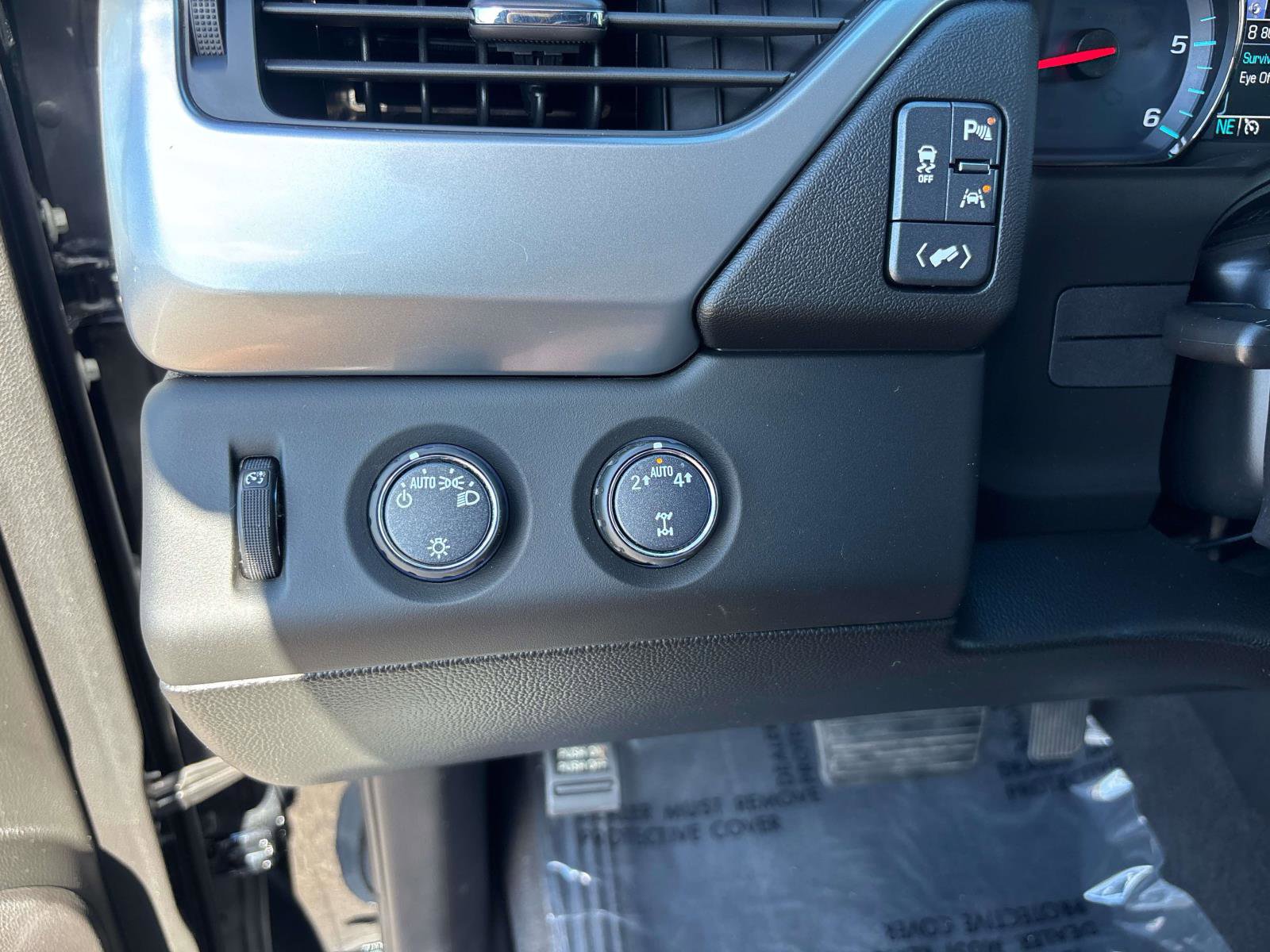 Used 2019 Chevrolet Tahoe LT image 20