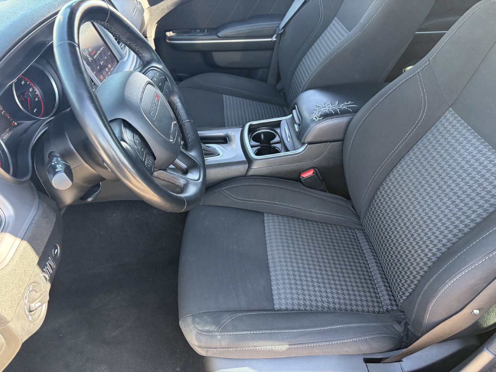 Used 2023 Dodge Charger SXT RWD image 24