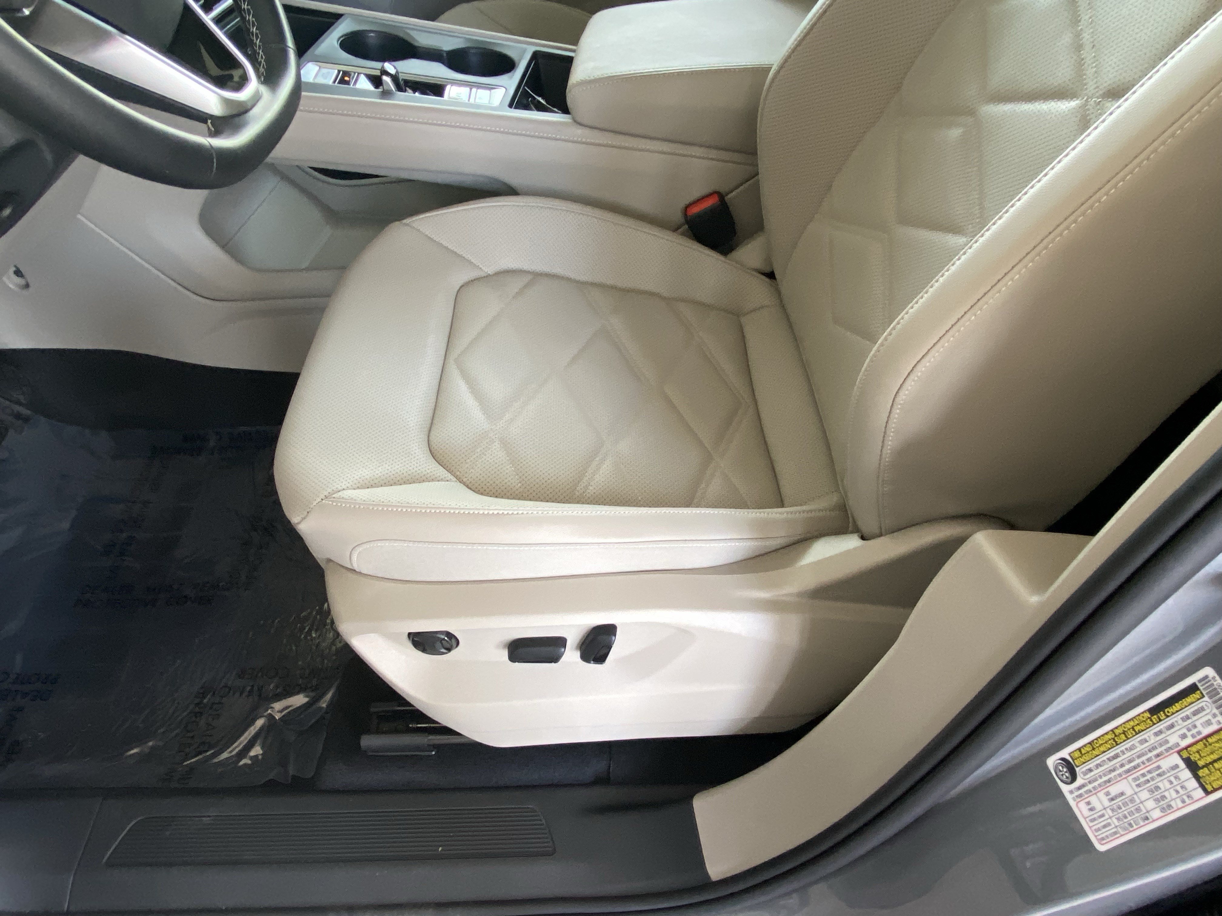 Certified 2026 Volkswagen Atlas SE AWD/4WD image 36