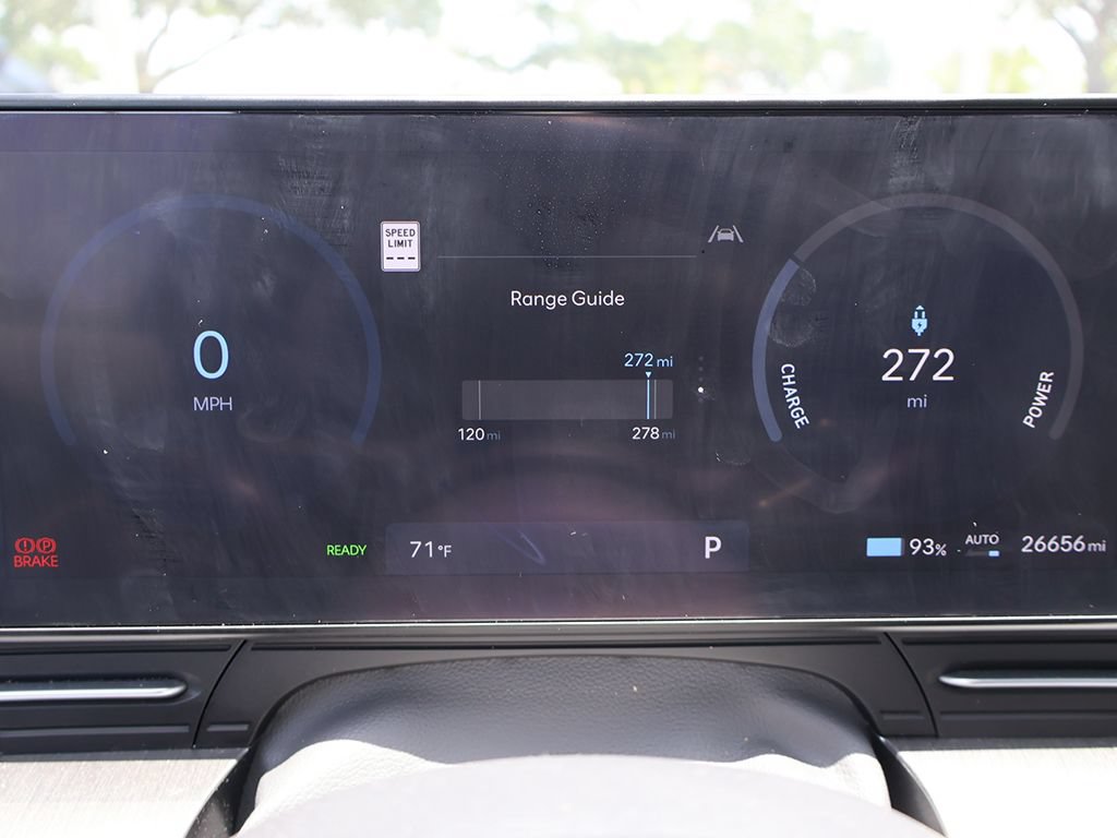 Used 2024 Hyundai Kona SEL FWD image 41