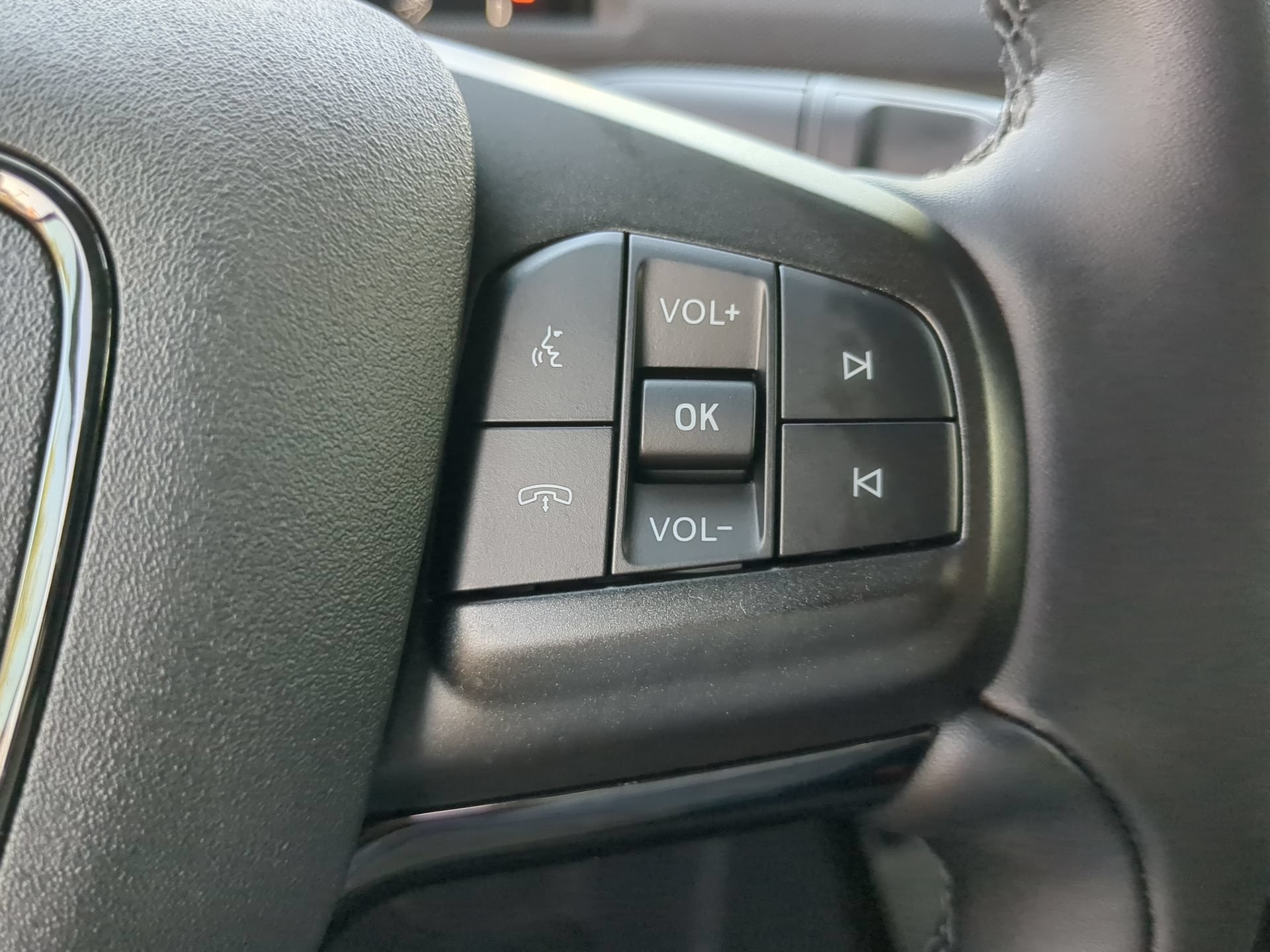 New 2026 Ford Mustang Mach-E Select w/ Comfort Package Lite RWD image 67