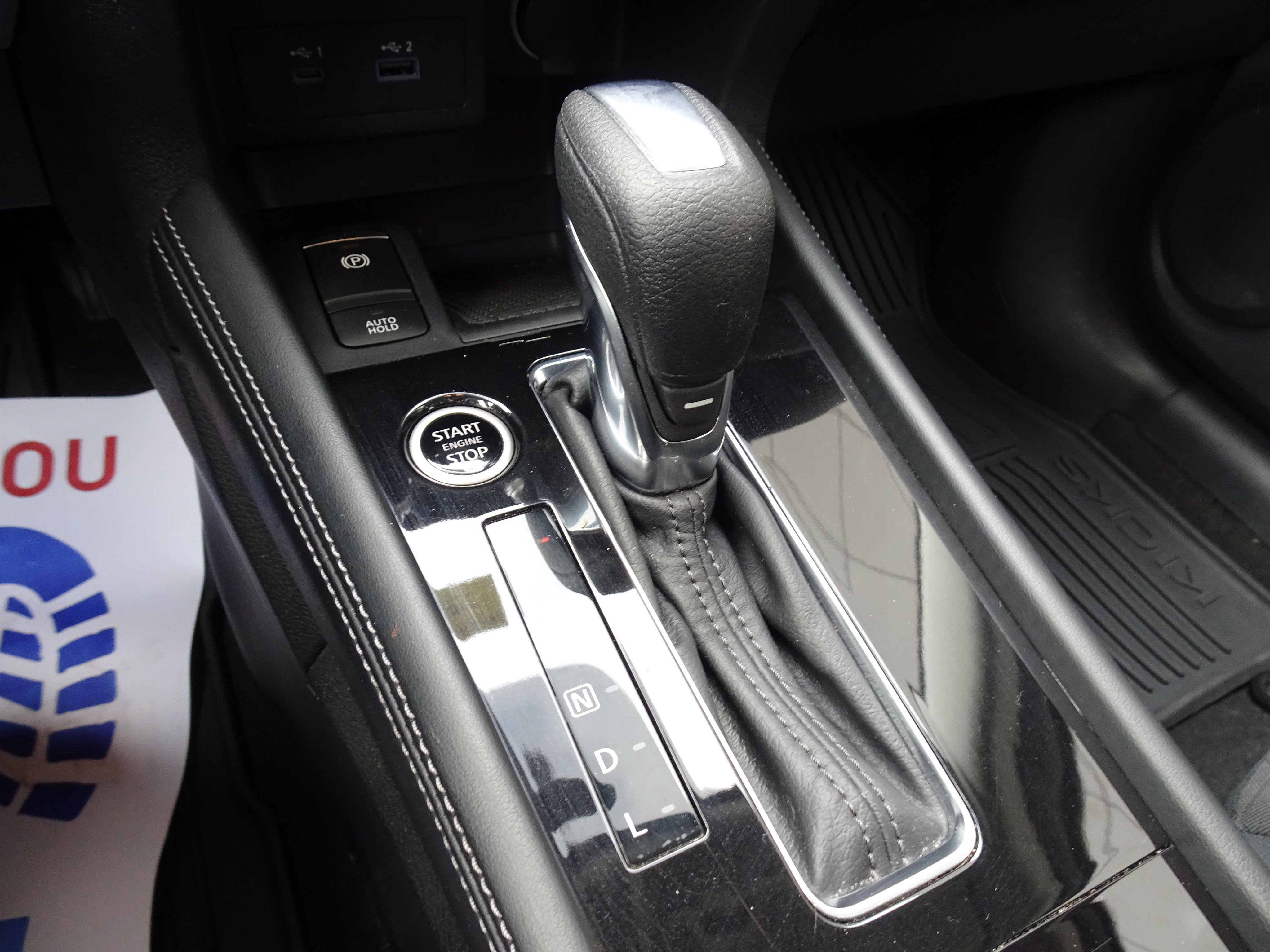 Used 2023 Nissan Kicks SV image 16