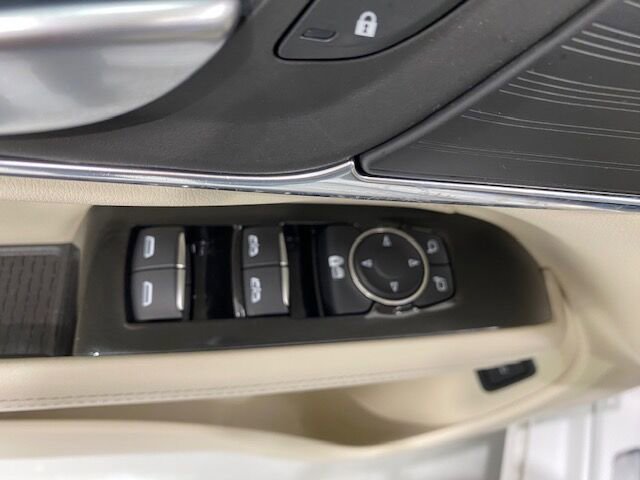 Used 2020 Cadillac CT4 Premium Luxury image 38