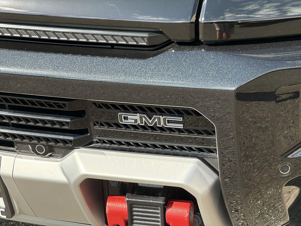 Used 2024 GMC Hummer EV 2X w/ Extreme Off-Road Package AWD/4WD image 30