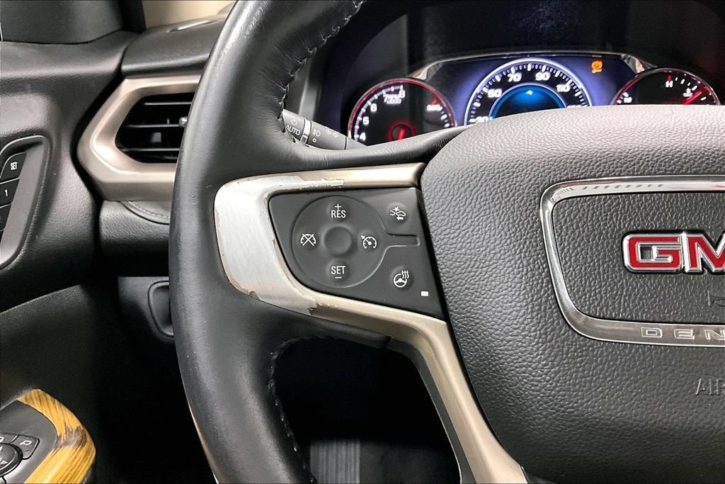Used 2017 GMC Acadia Denali w/ Technology Package FWD image 25