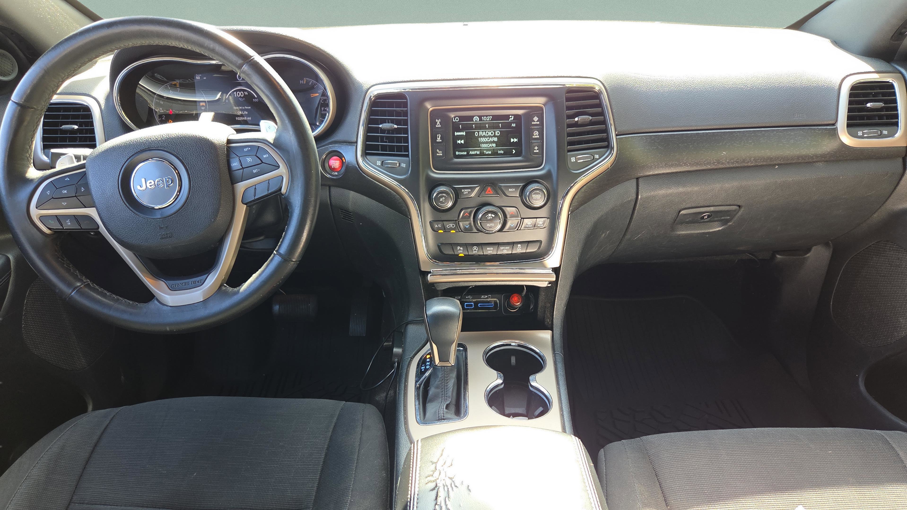 Used 2017 Jeep Grand Cherokee Laredo w/ Quick Order Package 23E image 13