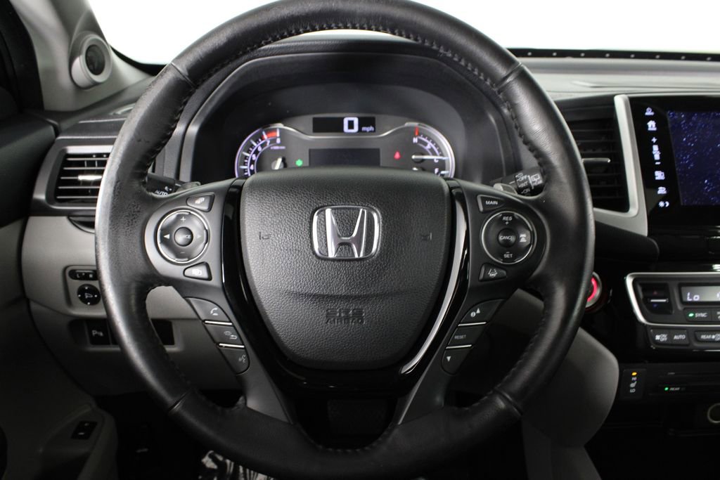 Used 2018 Honda Pilot Touring image 25