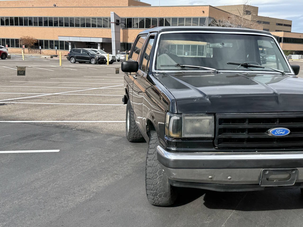 Used 1990 Ford Bronco AWD/4WD image 4