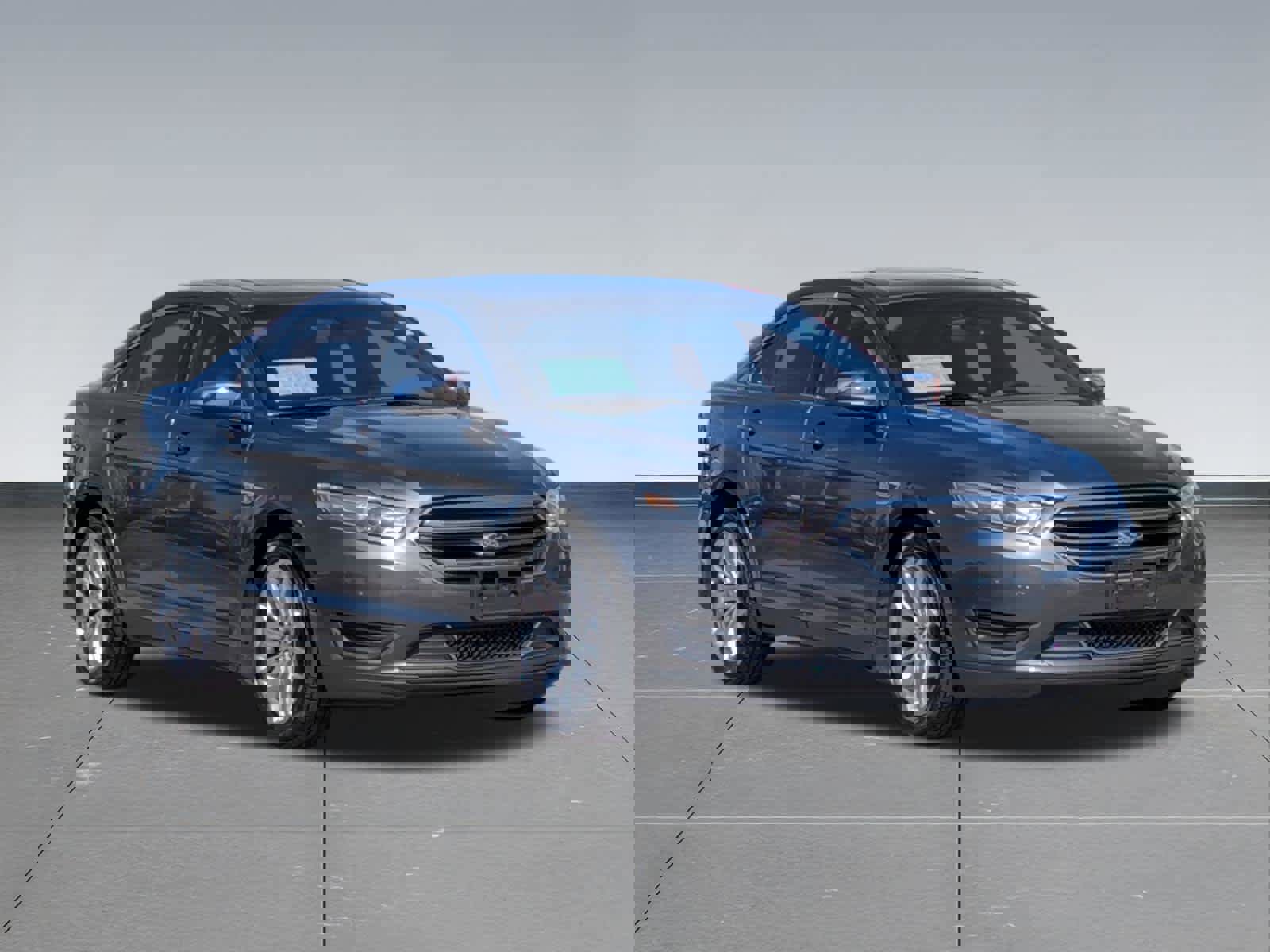 Used 2015 Ford Taurus Limited FWD image 6