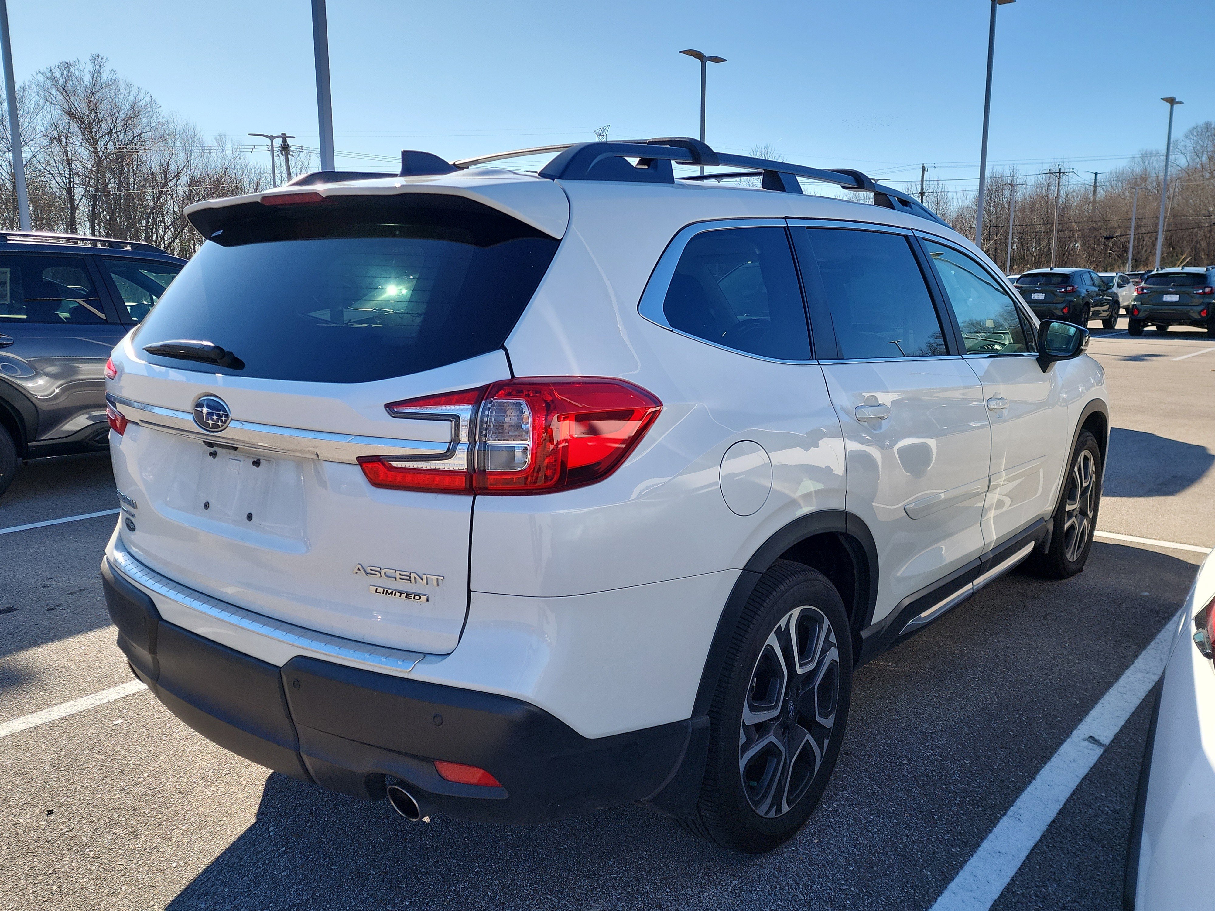 Certified 2024 Subaru Ascent Limited w/ Technology Package image 8