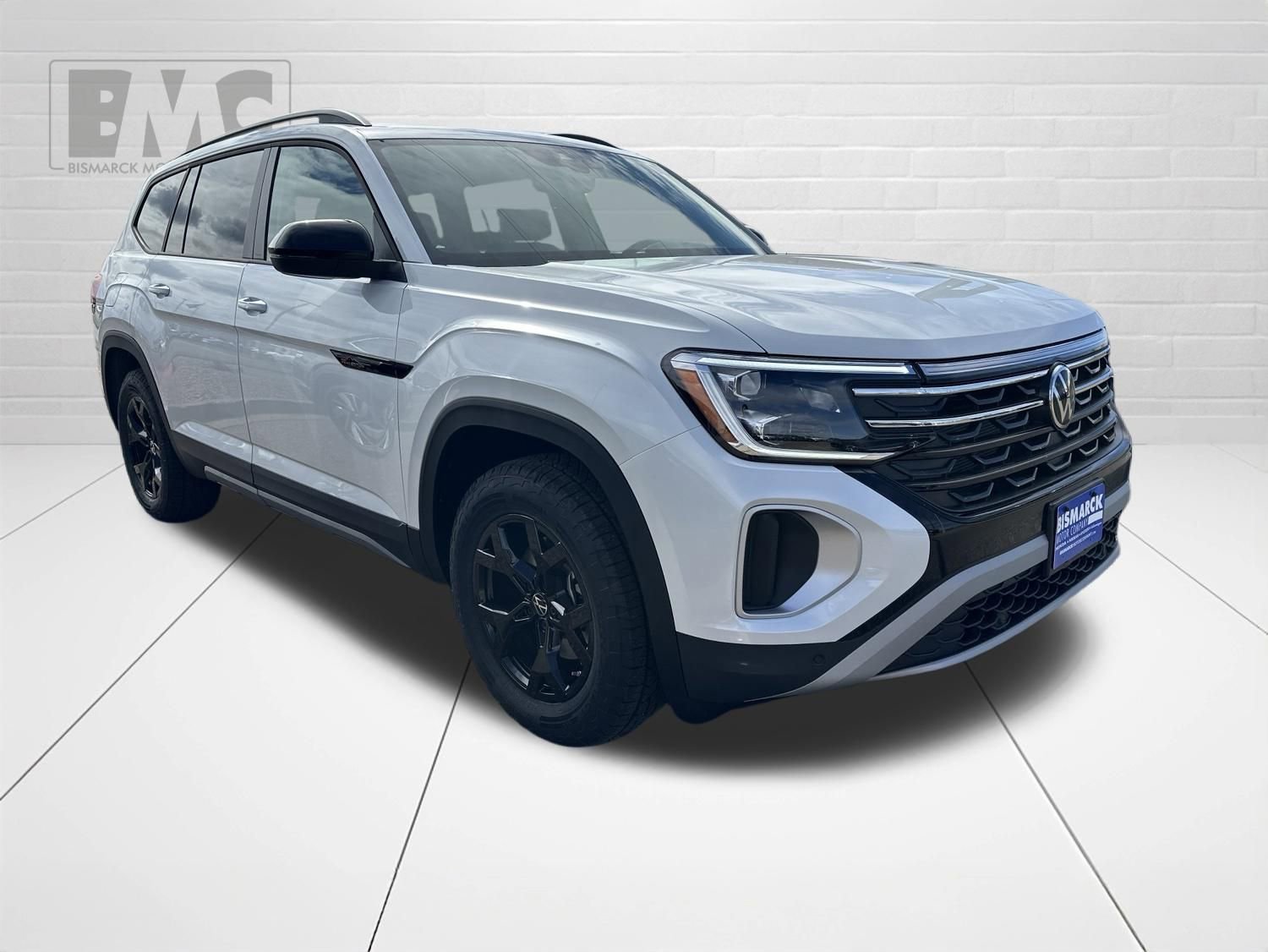 New 2026 Volkswagen Atlas Peak Edition AWD/4WD image 2