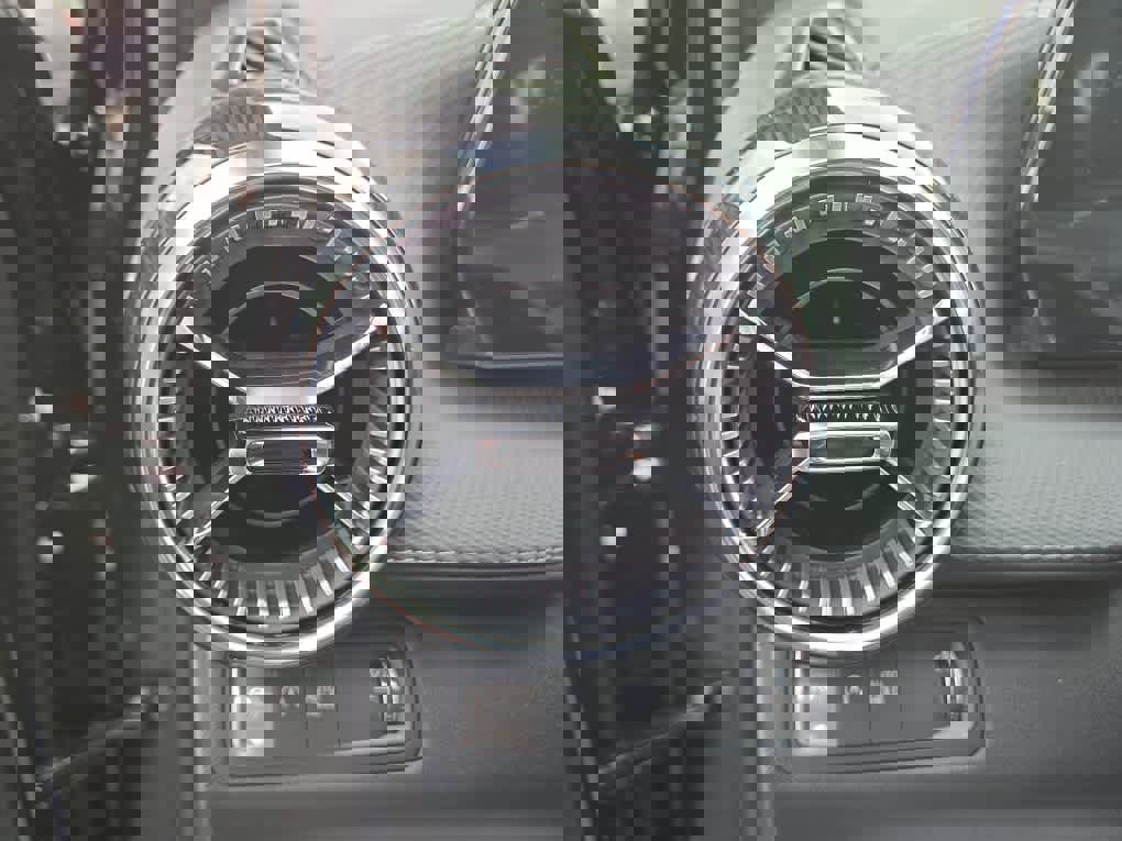 New 2026 Chevrolet Equinox LT w/ Convenience Package II image 17