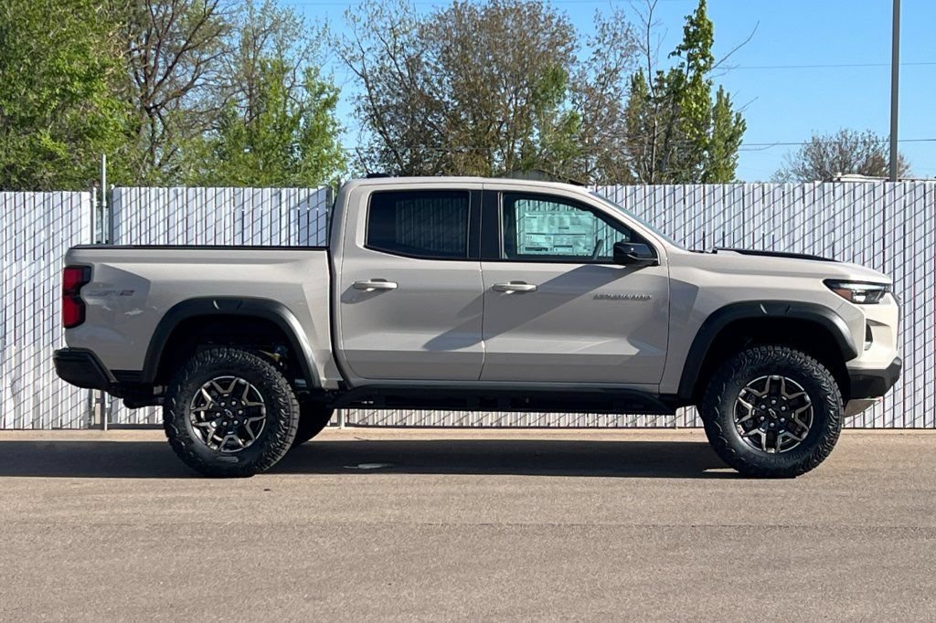 New 2026 Chevrolet Colorado ZR2 w/ Technology Package AWD/4WD image 3