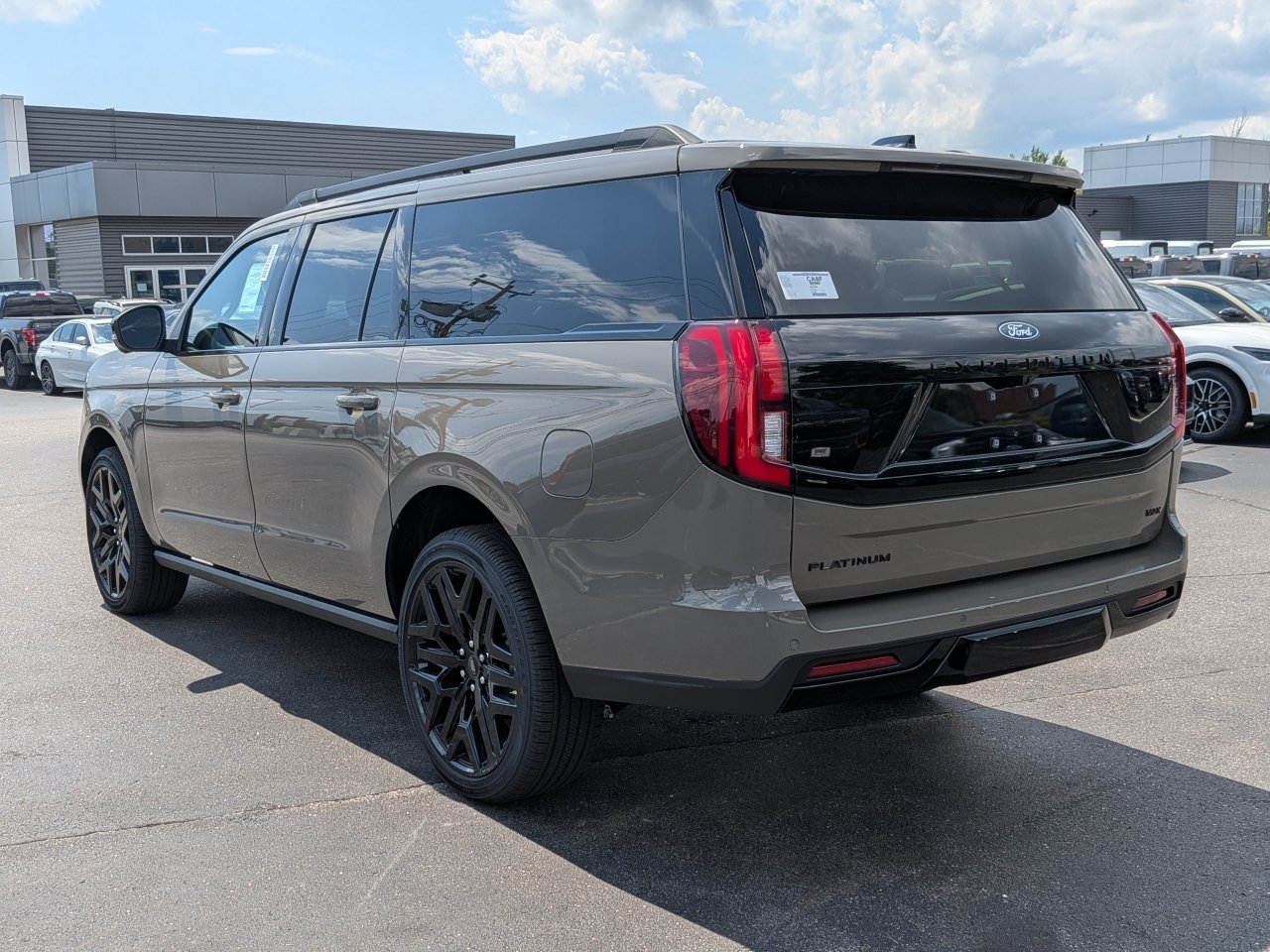 New 2027 Ford Expedition Max Platinum w/ Stealth Performance Package AWD/4WD image 6