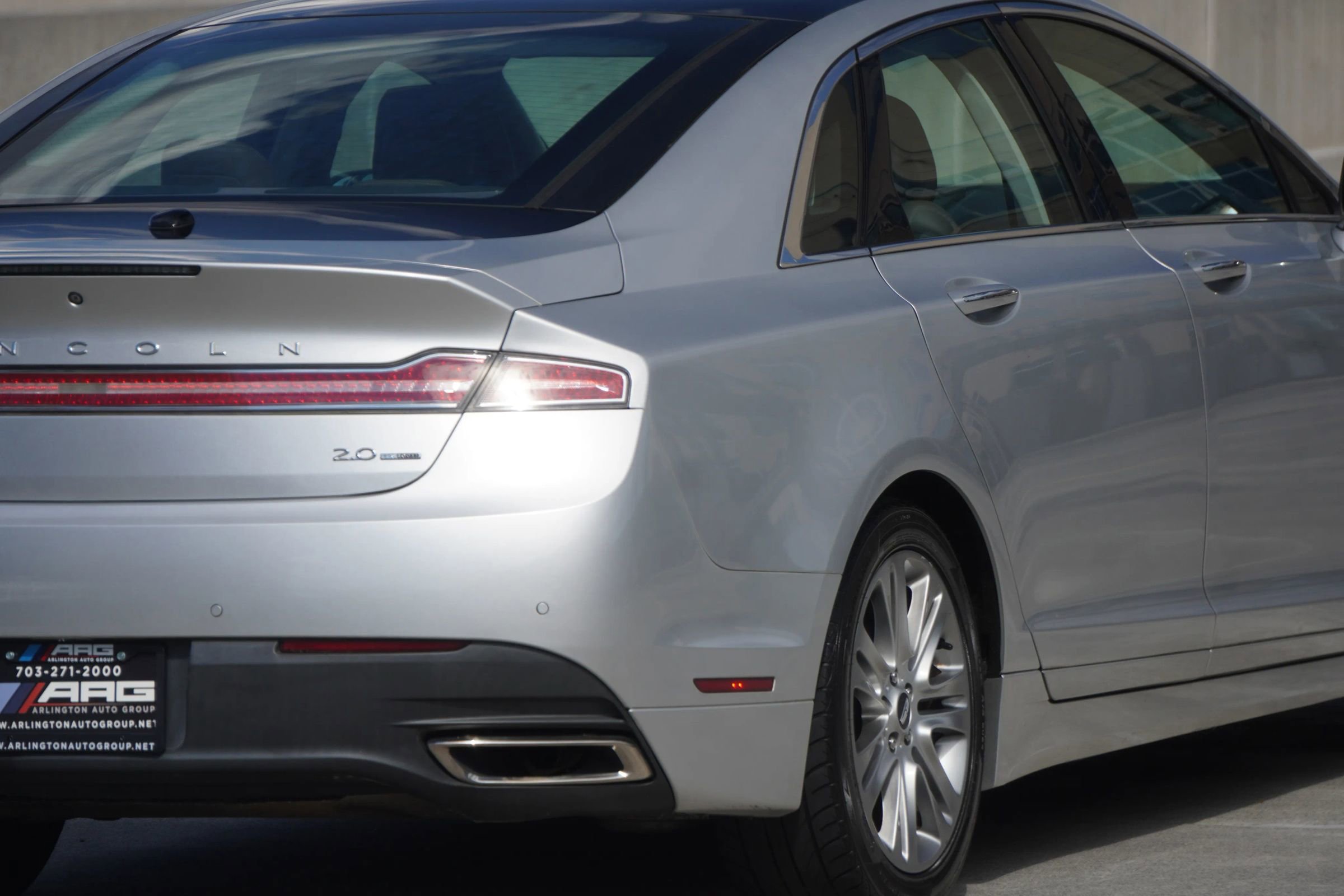 Used 2014 Lincoln MKZ Sedan 4D w/ Equipment Group 102A Reserve image 23