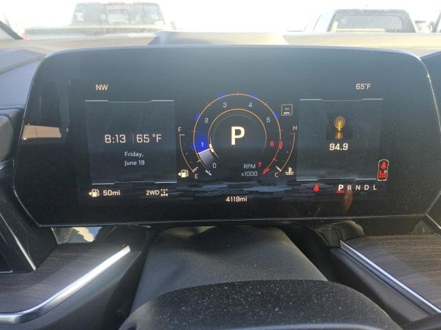 Used 2026 Chevrolet Suburban LS AWD/4WD image 18
