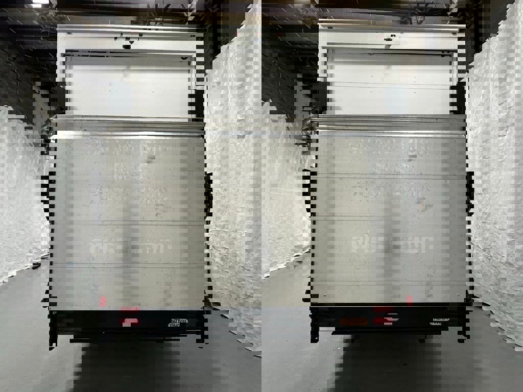 Used 2022 Chevrolet Express 3500 w/ Power Convenience Package image 6