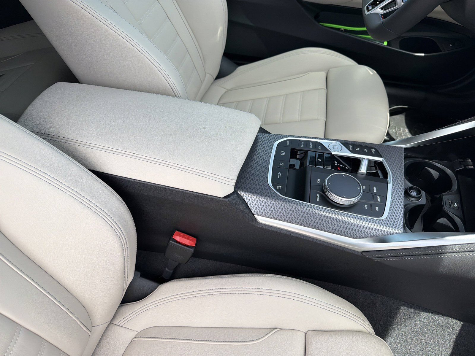New 2027 BMW 440i xDrive Convertible AWD/4WD image 17