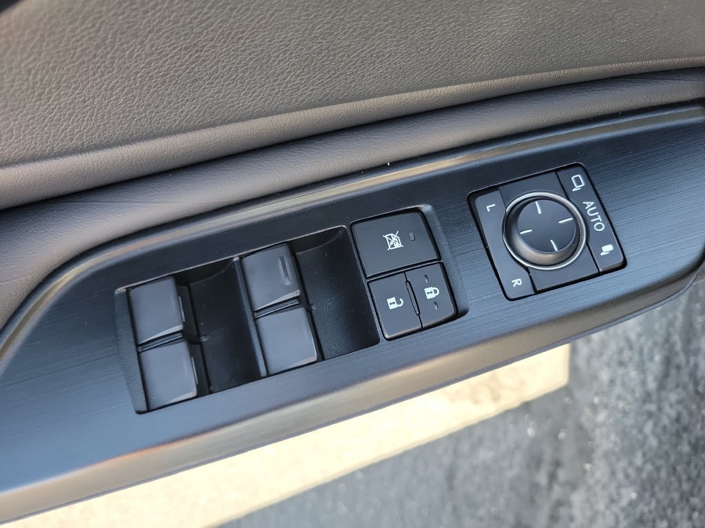 Used 2020 Lexus ES 300h w/ Accessory Package 2 FWD image 25