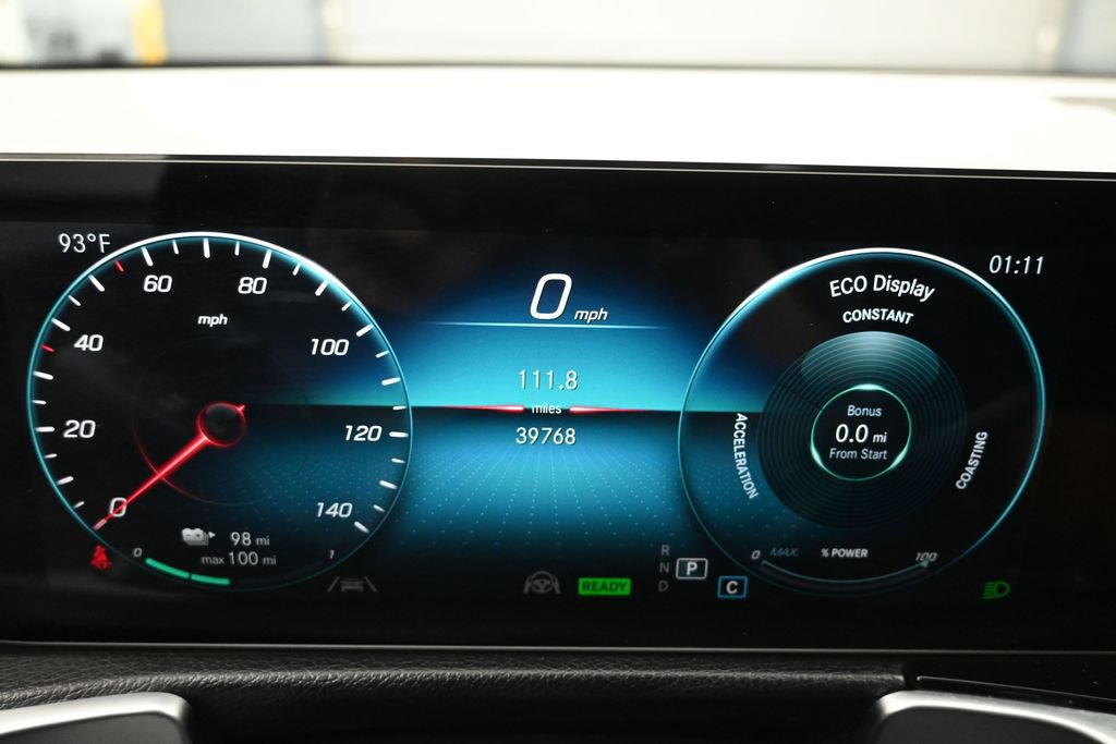 Used 2022 Mercedes-Benz EQB 350 4MATIC image 17
