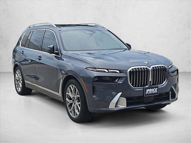 Used 2023 BMW X7 xDrive40i w/ Premium Package AWD/4WD image 3