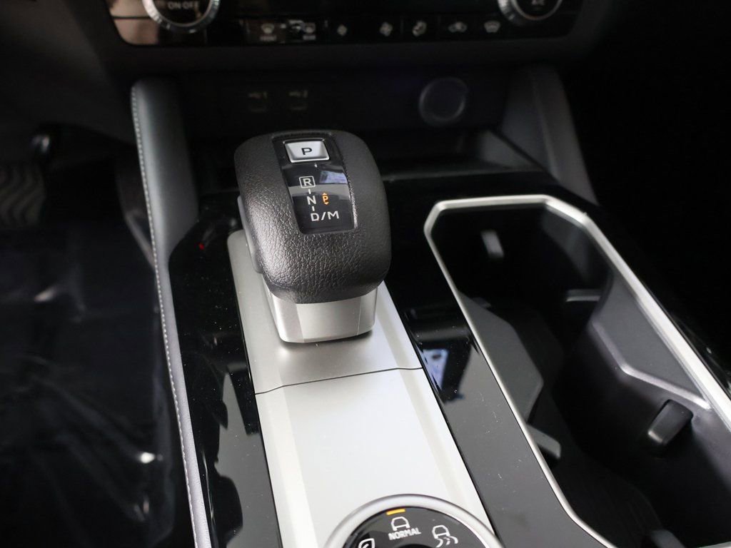 New 2026 Mitsubishi Outlander ES image 45