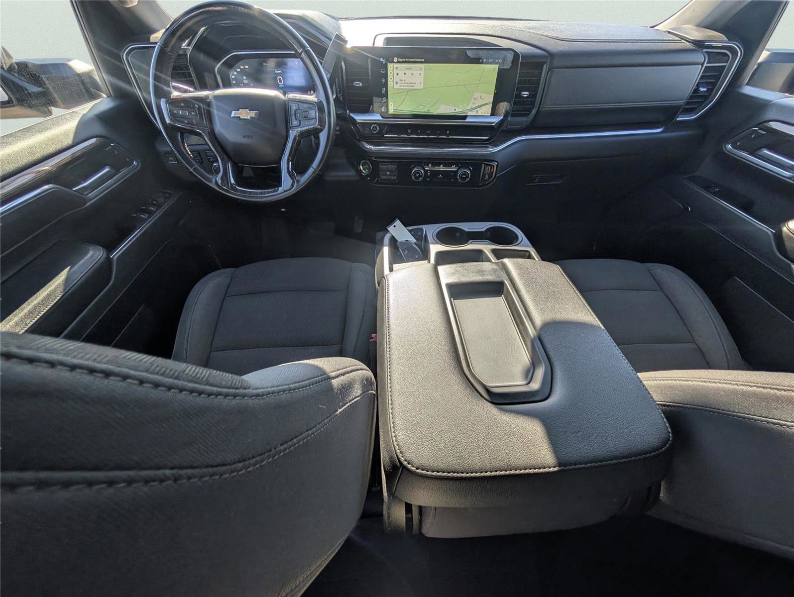 Used 2024 Chevrolet Silverado 2500 LT image 24