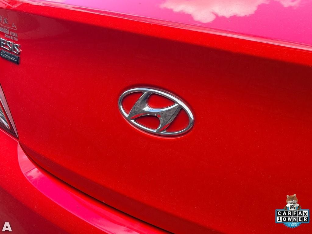 Used 2016 Hyundai Genesis Coupe 3.8 RWD image 10