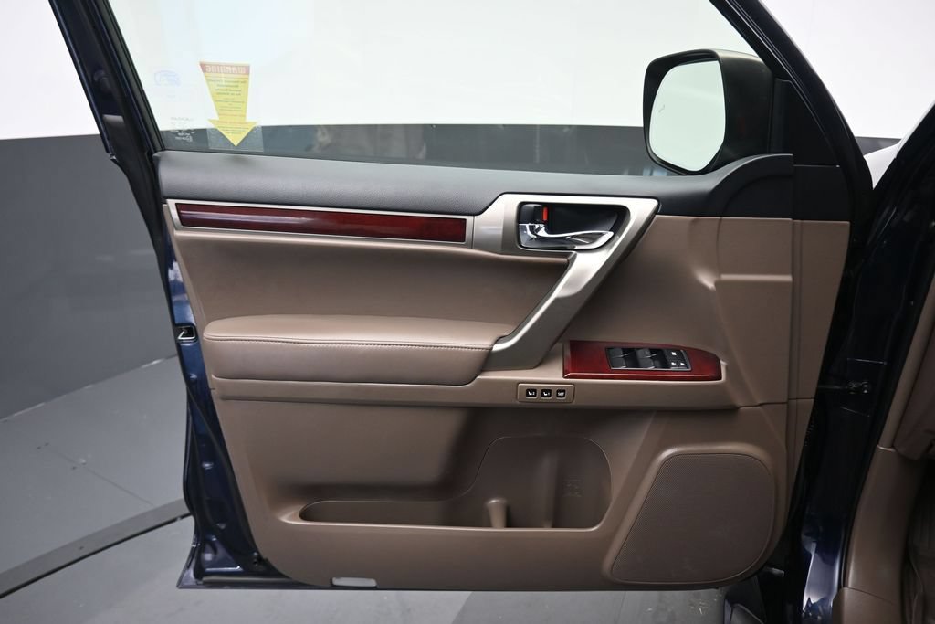 Used 2019 Lexus GX 460 Premium AWD/4WD image 9