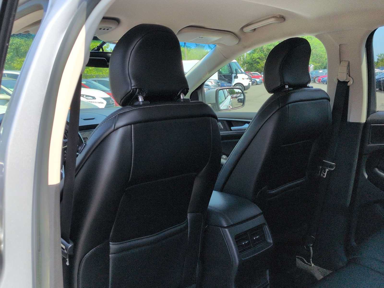 Used 2015 Ford Edge SEL w/ Equipment Group 201A FWD image 19