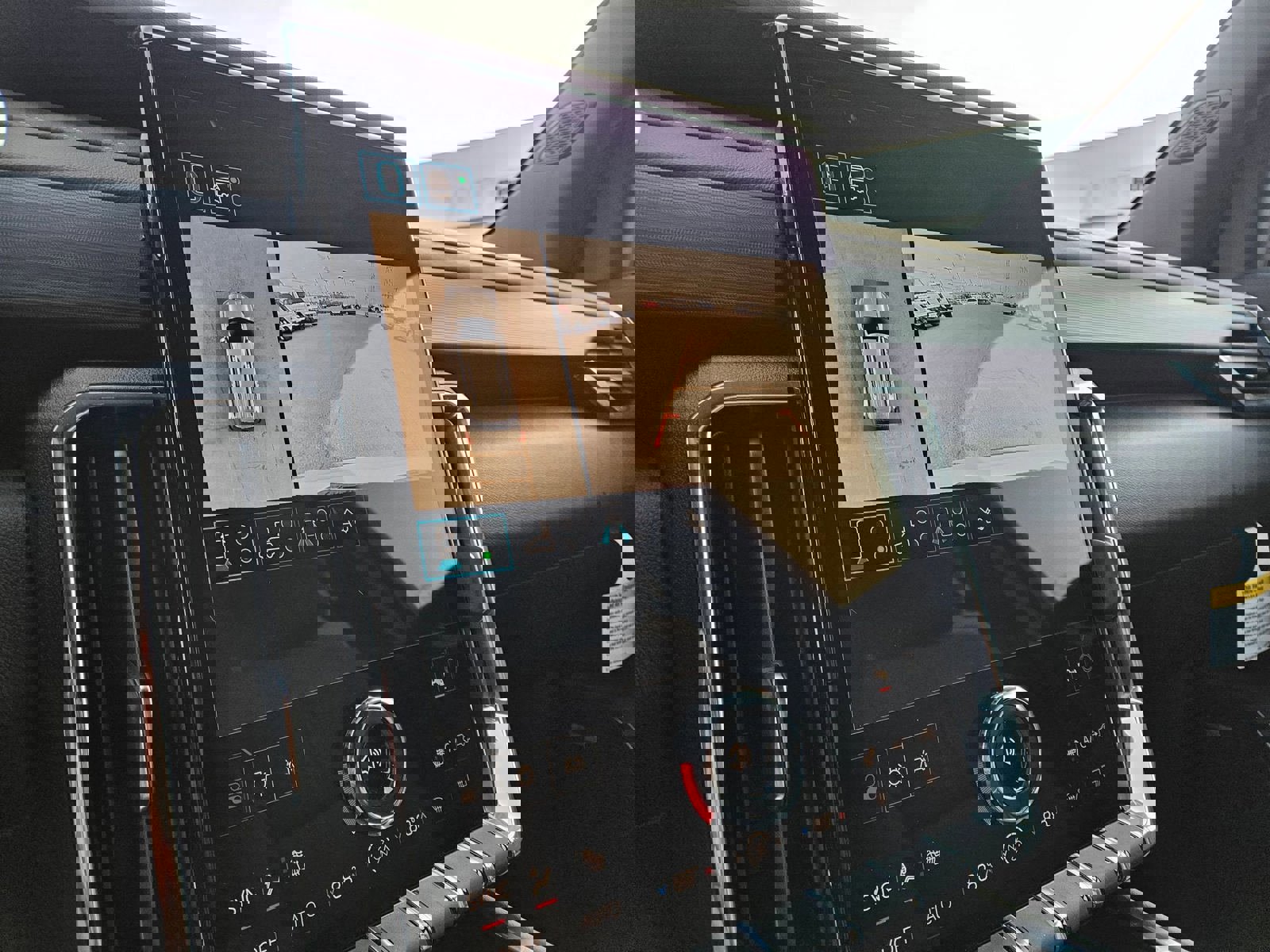 New 2026 GMC Acadia Elevation image 17