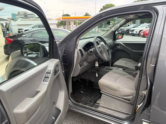 Used 2019 Nissan Frontier SV AWD/4WD image 14