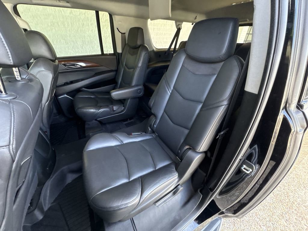Certified 2020 Cadillac Escalade ESV Premium Luxury w/ Escalade Sport Edition image 26