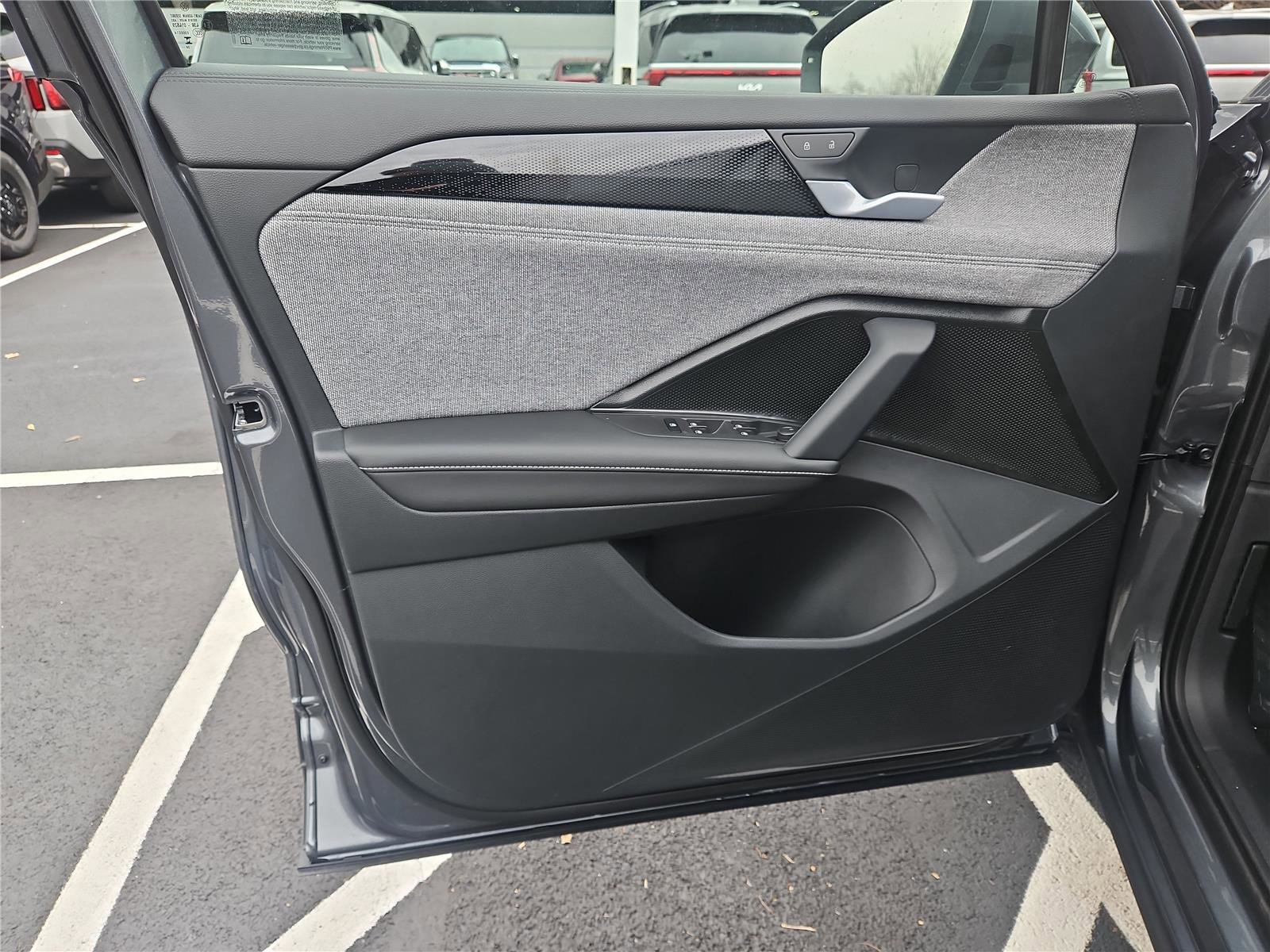 New 2026 Volkswagen Tiguan S image 12