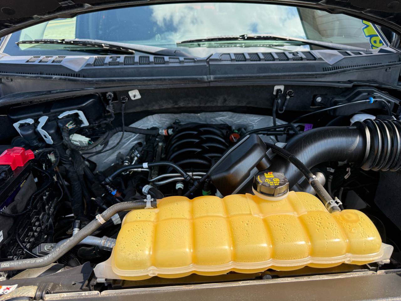 Used 2019 Ford F150 Lariat AWD/4WD image 8