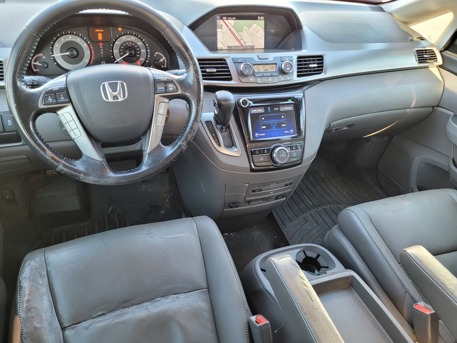 Used 2015 Honda Odyssey Touring Elite image 17