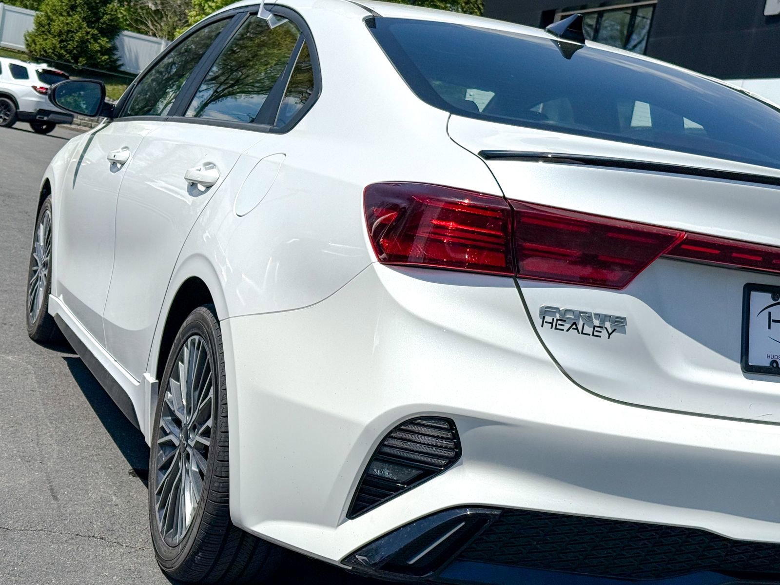 Used 2023 Kia Forte GT-Line w/ GT-Line Premium Package FWD image 9