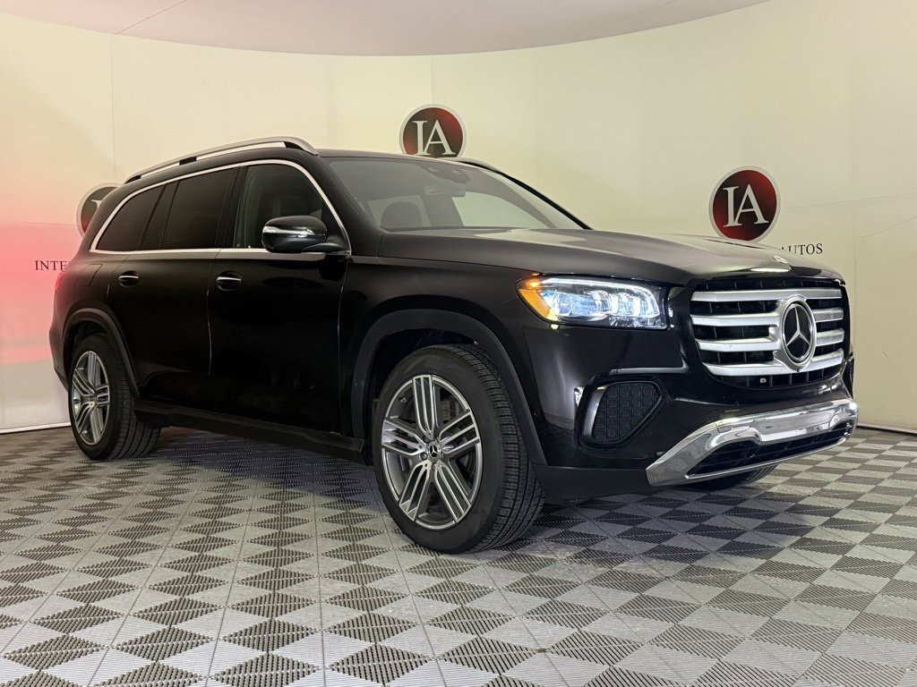 Used 2025 Mercedes-Benz GLS 450 4MATIC image 1