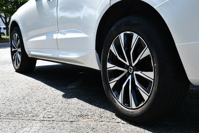 Used 2024 Volvo XC60 B5 Plus w/ Climate Package AWD/4WD image 9