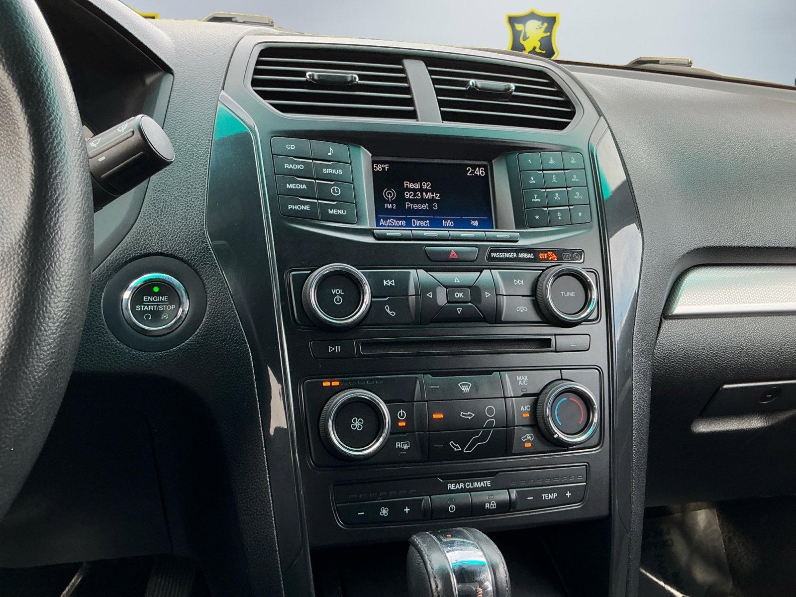 Used 2017 Ford Explorer XLT image 13