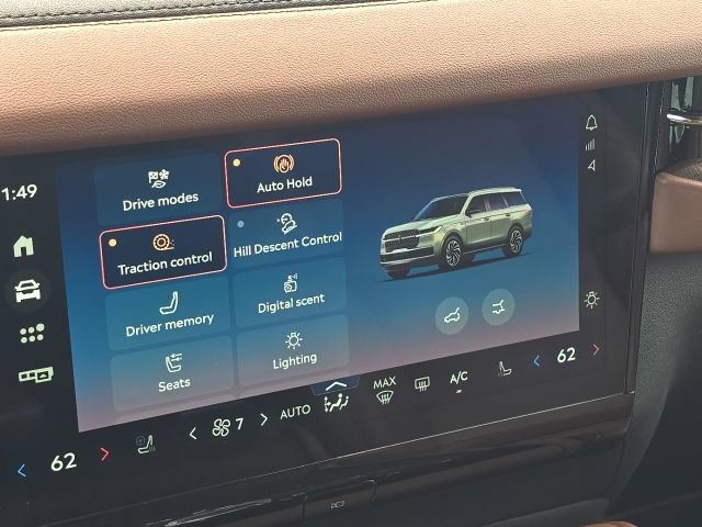 Used 2025 Lincoln Navigator L Reserve AWD/4WD image 36