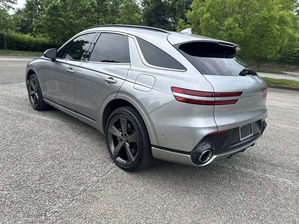 Used 2022 Genesis GV70 3.5T Sport w/ Sport Prestige Package AWD/4WD image 5
